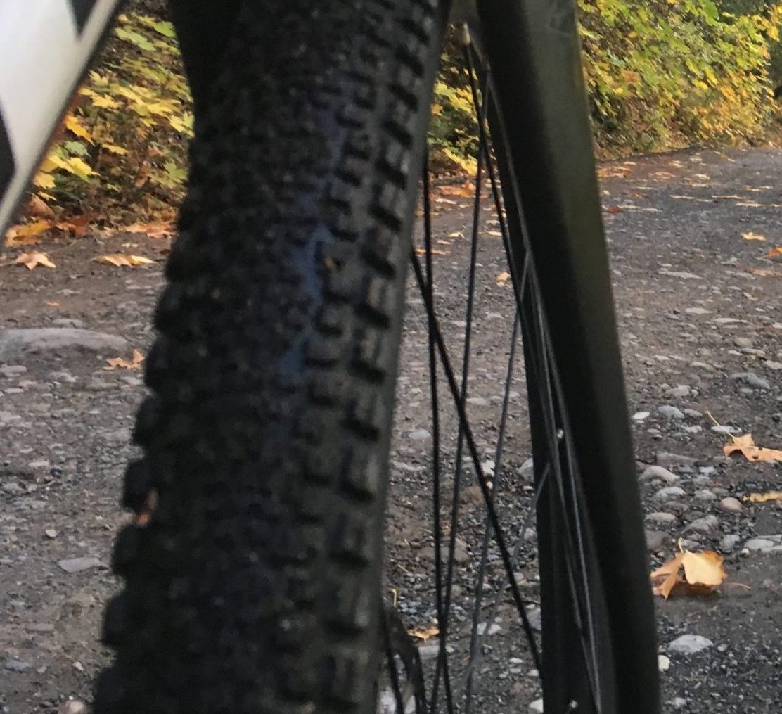 best narrow gravel tires